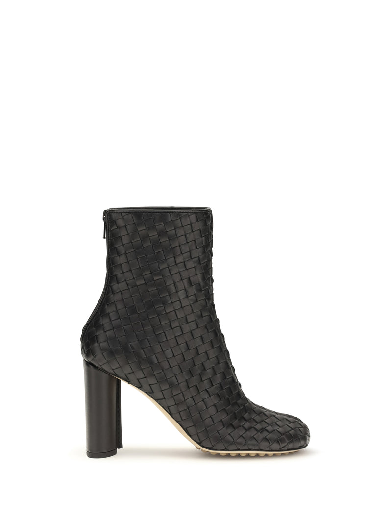 Bottega Veneta Bottega Veneta Cherry Intrecciato Ankle Boots Black - World Class Fashion
