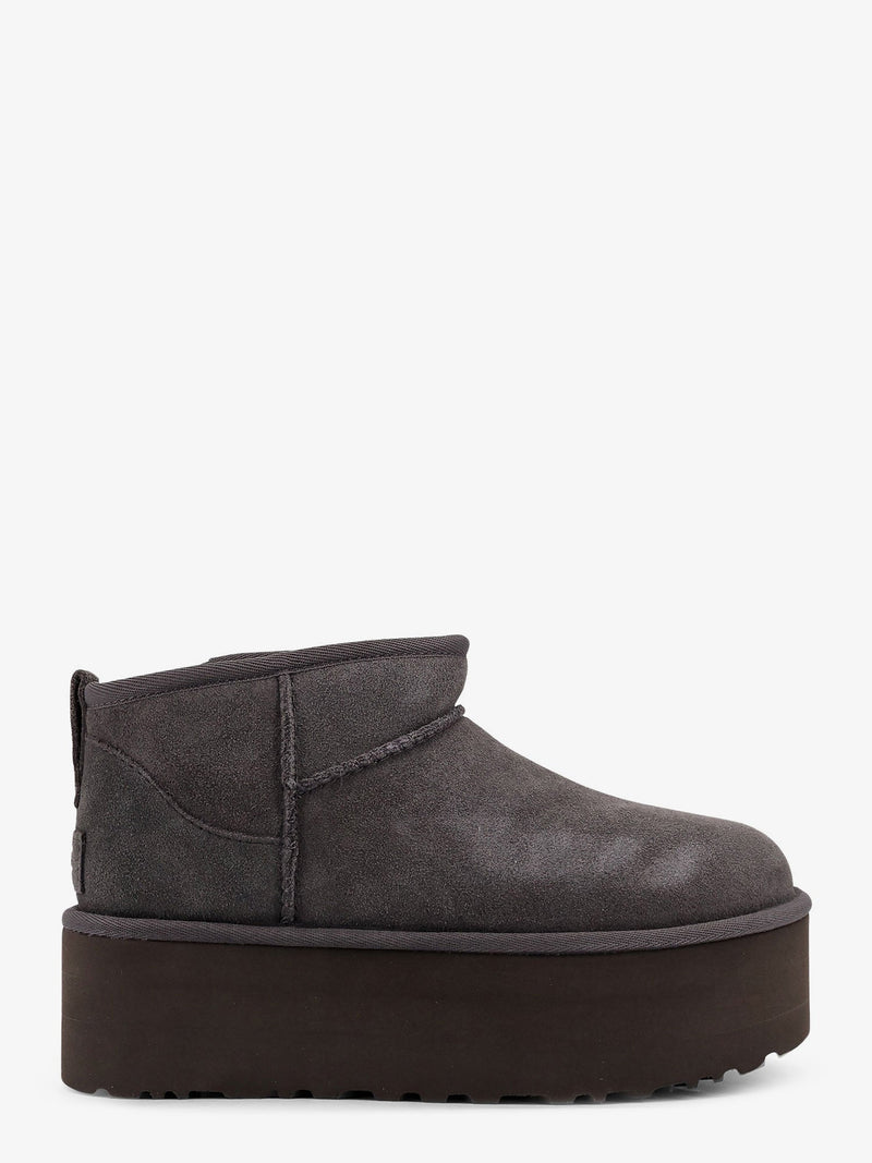 Ugg Botines de gamuza con plataforma Ugg Classic Ultra Mini en color gris - World Class Fashion