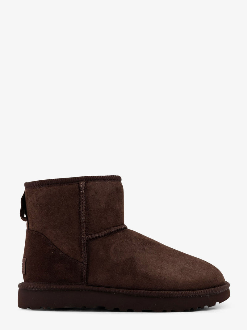 Ugg Botines tobilleros de ante Ugg Classic Mini II color marrón - World Class Fashion
