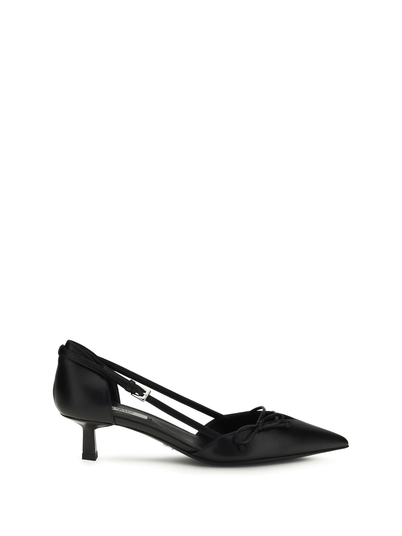Prada Zapatos de salón de cuero Prada con corte lateral, Nero, para mujer - World Class Fashion