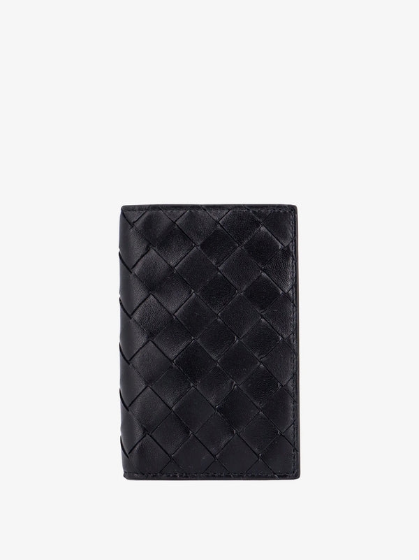 Bottega Veneta Leather Passport Case With Intrecciato Motif