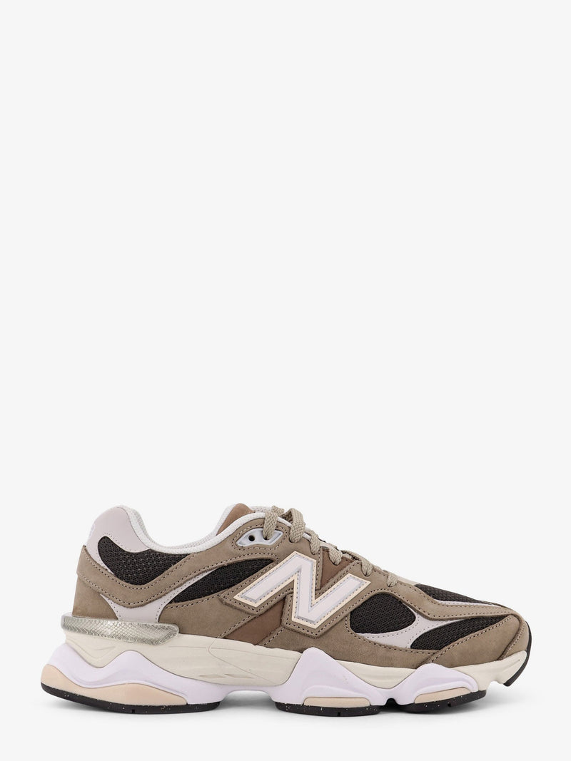 New Balance Zapatillas New Balance 9060 de malla de caña baja para hombre, color beige - World Class Fashion