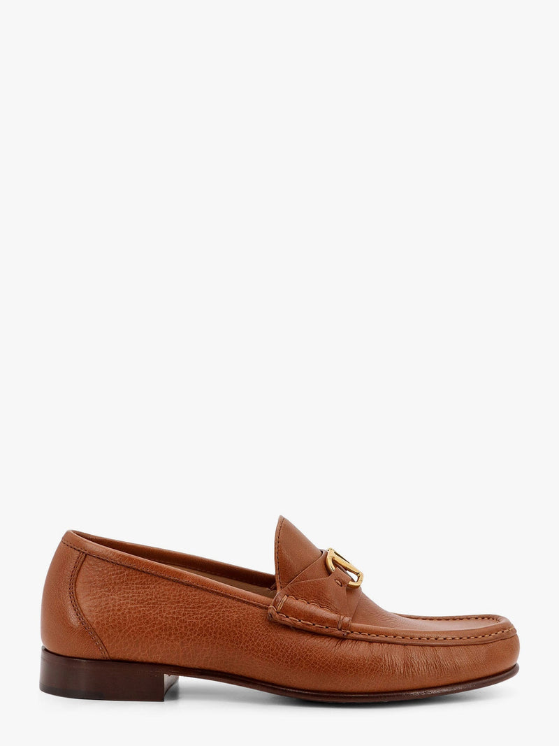 Valentino Garavani Mocasín Valentino Garavani Vlogo de Cuero Marrón para Hombre - World Class Fashion