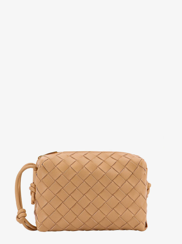 Leather shoulder bag with intrecciato motif