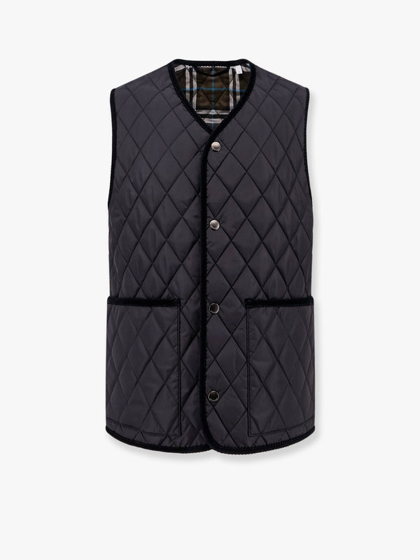 Quilted sleeveless jacket