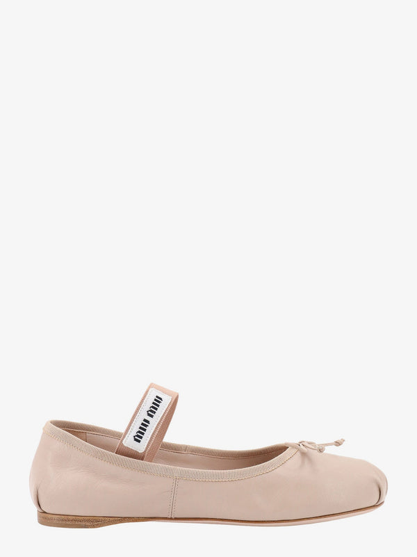 Leather ballerinas
