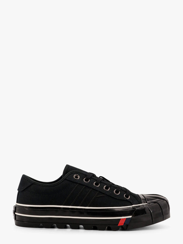 Canvas low-top sneakers with iconic bicolor detail