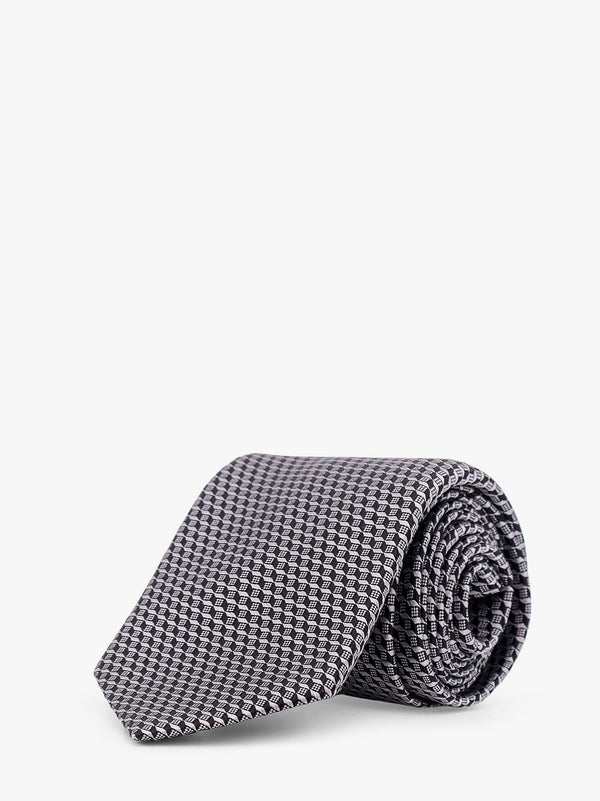 Silk tie