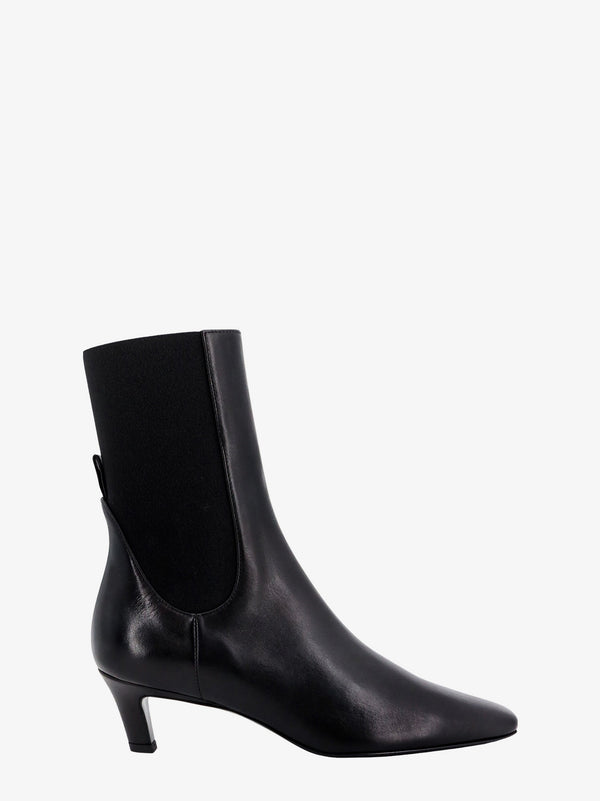 Leather boots