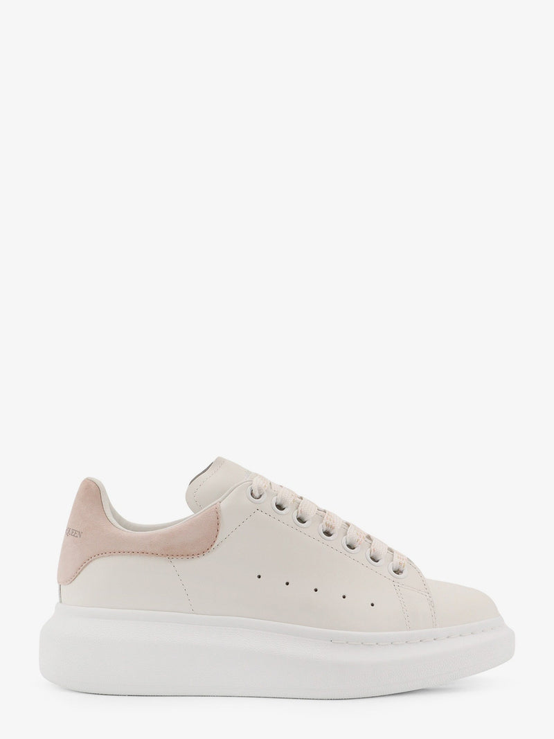 Alexander McQueen Zapatillas de cuero oversize Alexander McQueen blancas - World Class Fashion