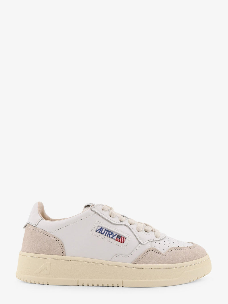 Autry Zapatillas Bajas Autry Medalist de Piel Blancas - World Class Fashion