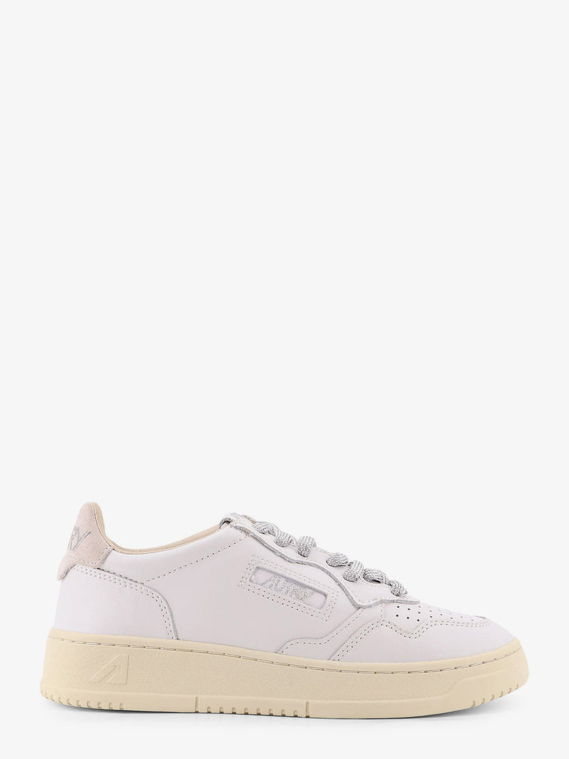 Autry Zapatillas bajas de cuero Autry Medalist blanco plateado - World Class Fashion