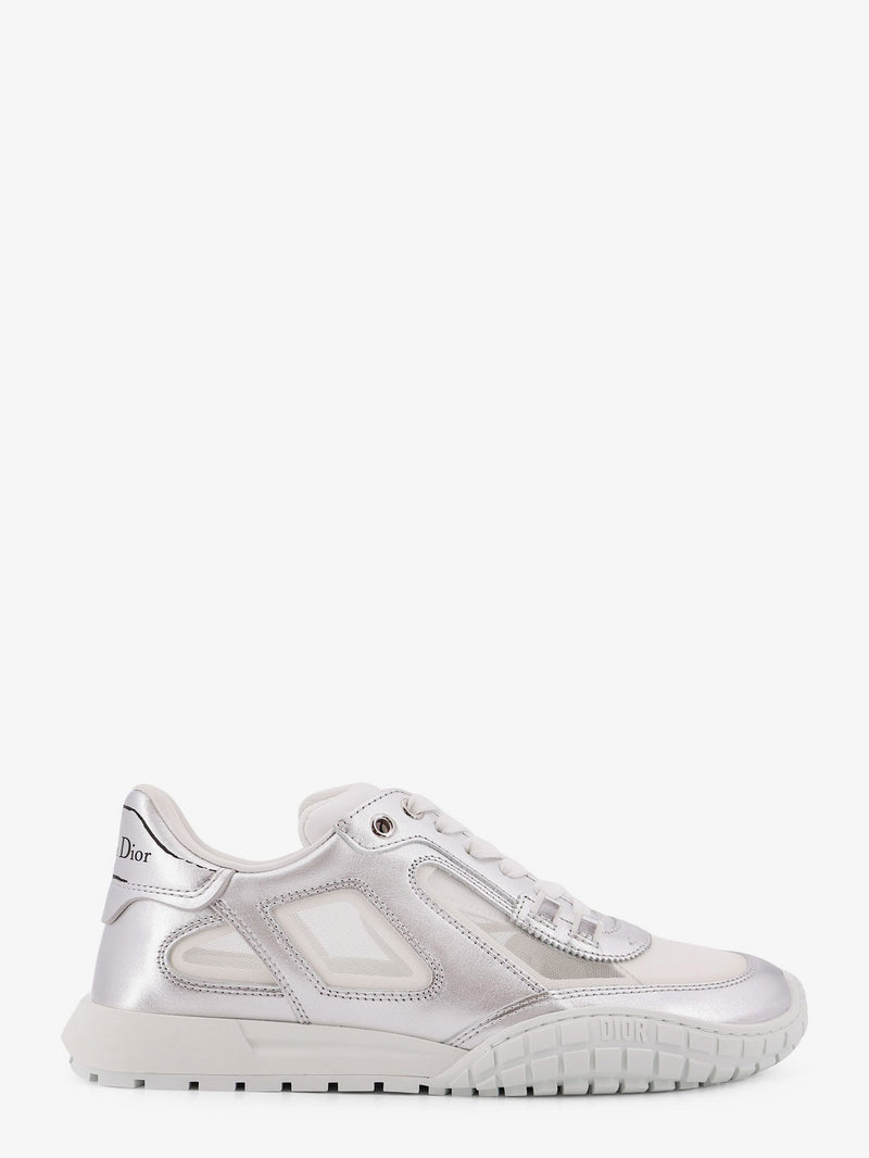 Dior Zapatillas Dior Tech de piel laminada Dior en color plateado - World Class Fashion