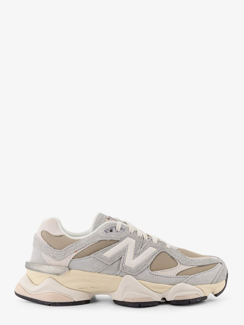 New Balance Zapatillas New Balance 9060 de malla y ante en gris - World Class Fashion
