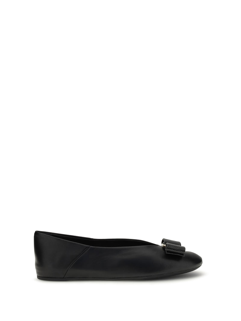 Ferragamo Bailarinas Ferragamo Vara Bow Negras para Mujer - World Class Fashion
