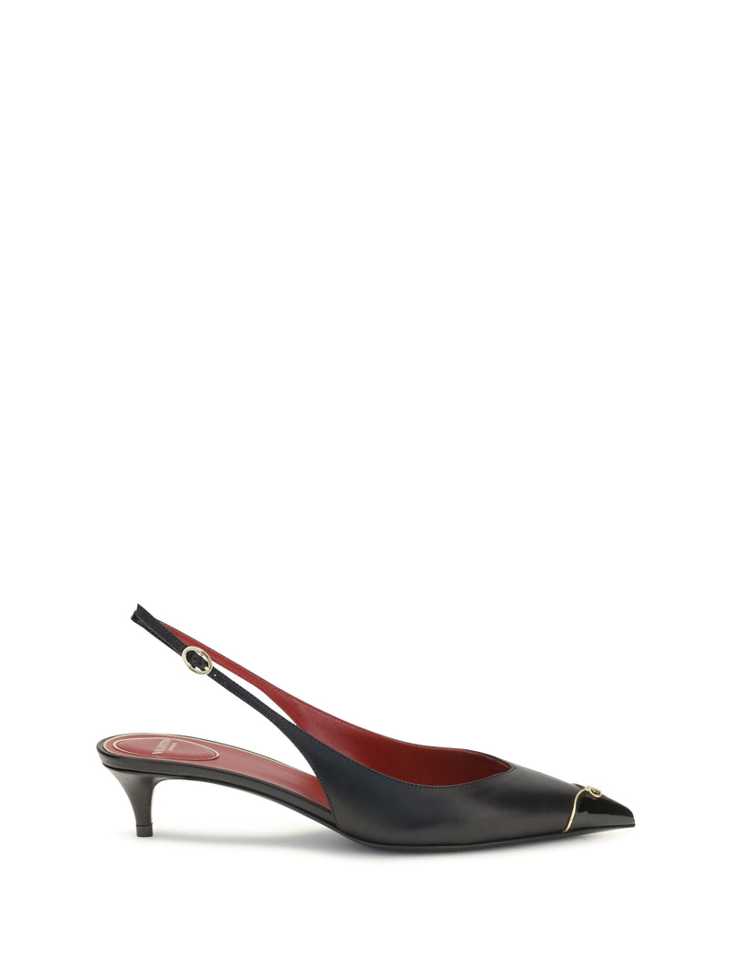 Valentino Garavani Zapatos de tacón bajo con tira trasera y logotipo V de Valentino Garavani en color negro - World Class Fashion