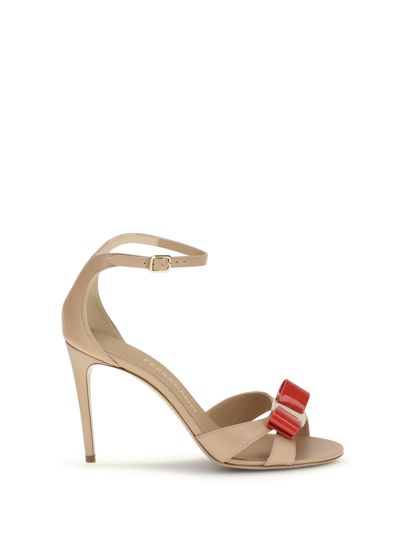 Ferragamo Ferragamo Vara Sandals with Bow Amar/Seta Naturale - World Class Fashion