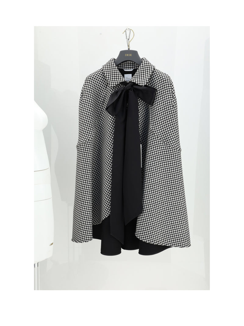 Dior Dior Women's Wool Cappa White/Black - World Class Fashion