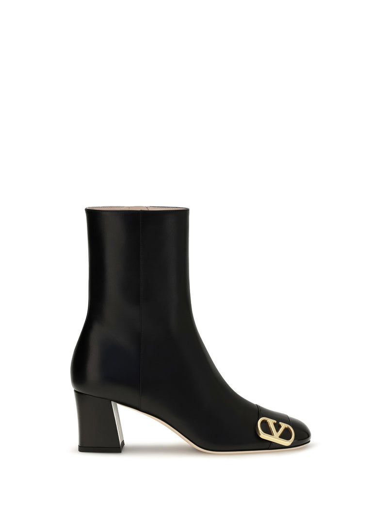 Valentino Garavani Valentino Garavani Veeside Leather Ankle Boots - World Class Fashion