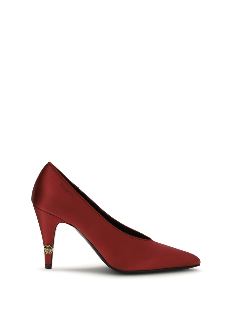 Versace Bombas de satén Gianni Versace rojo carmín/dorado - World Class Fashion