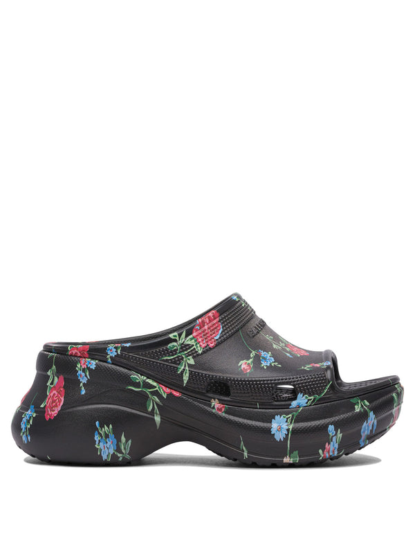 Balenciaga Slide "pool Crocs™"