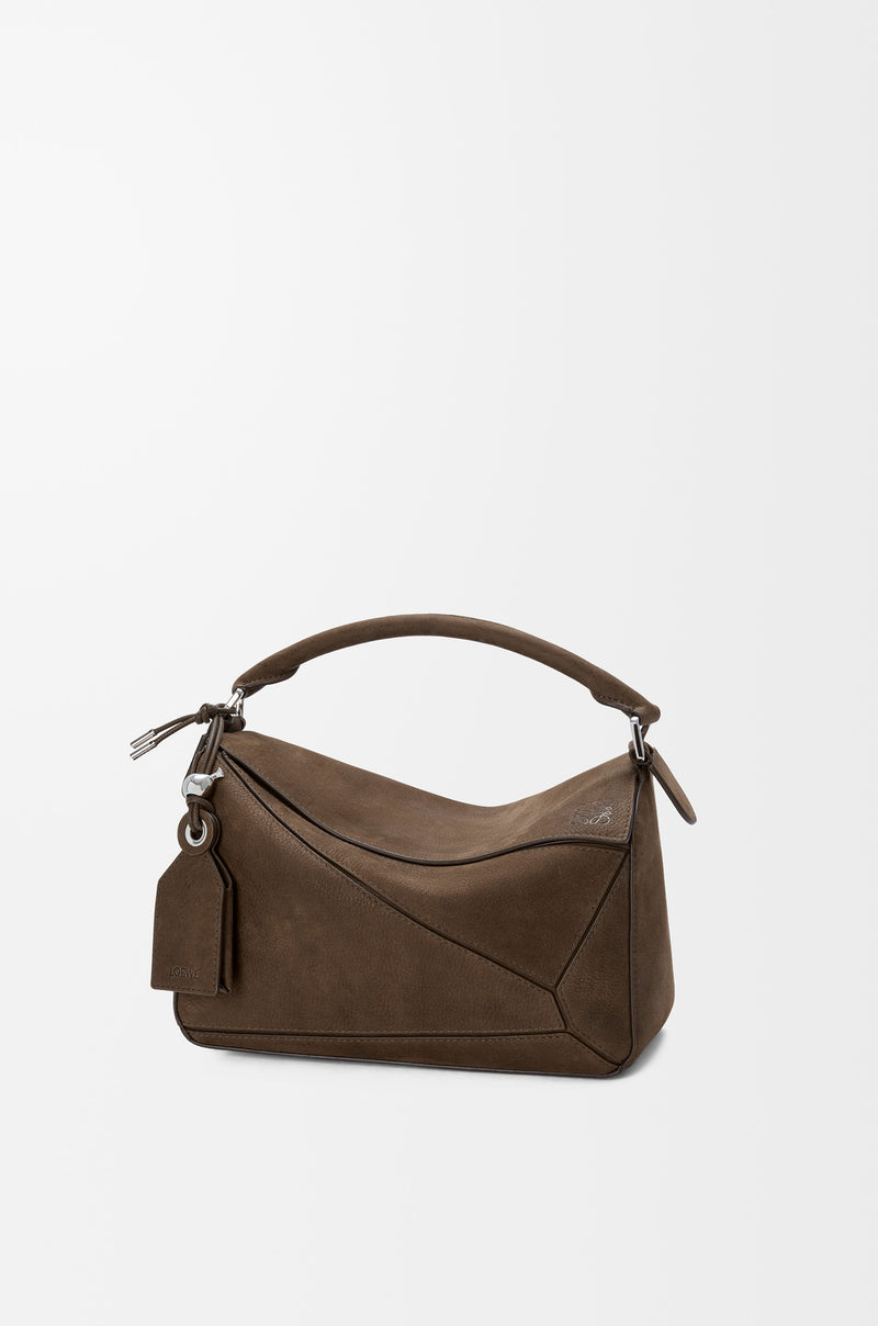 Loewe Bolso Pequeño Loewe Featherlight Puzzle Marrón - World Class Fashion