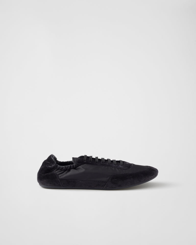Prada Zapatillas Prada Collapse Re-Nylon Negras para Hombre - World Class Fashion