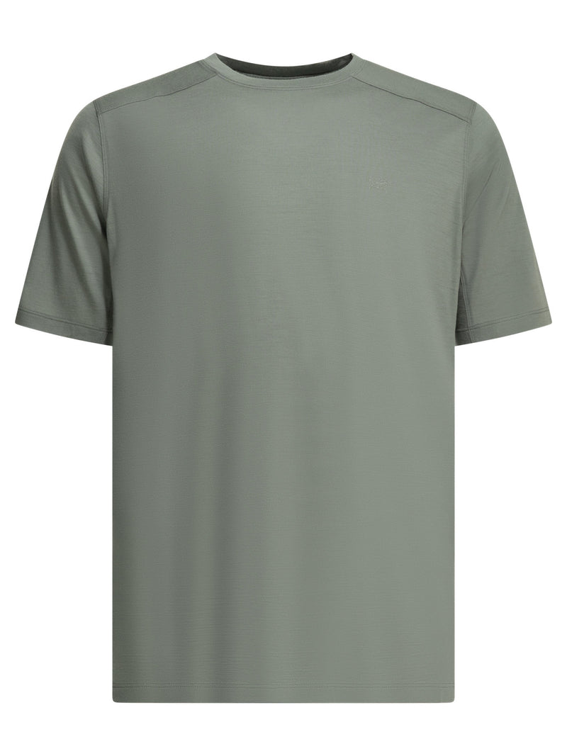 Arc'teryx Camiseta cuello redondo Arc'teryx gris para hombre - World Class Fashion