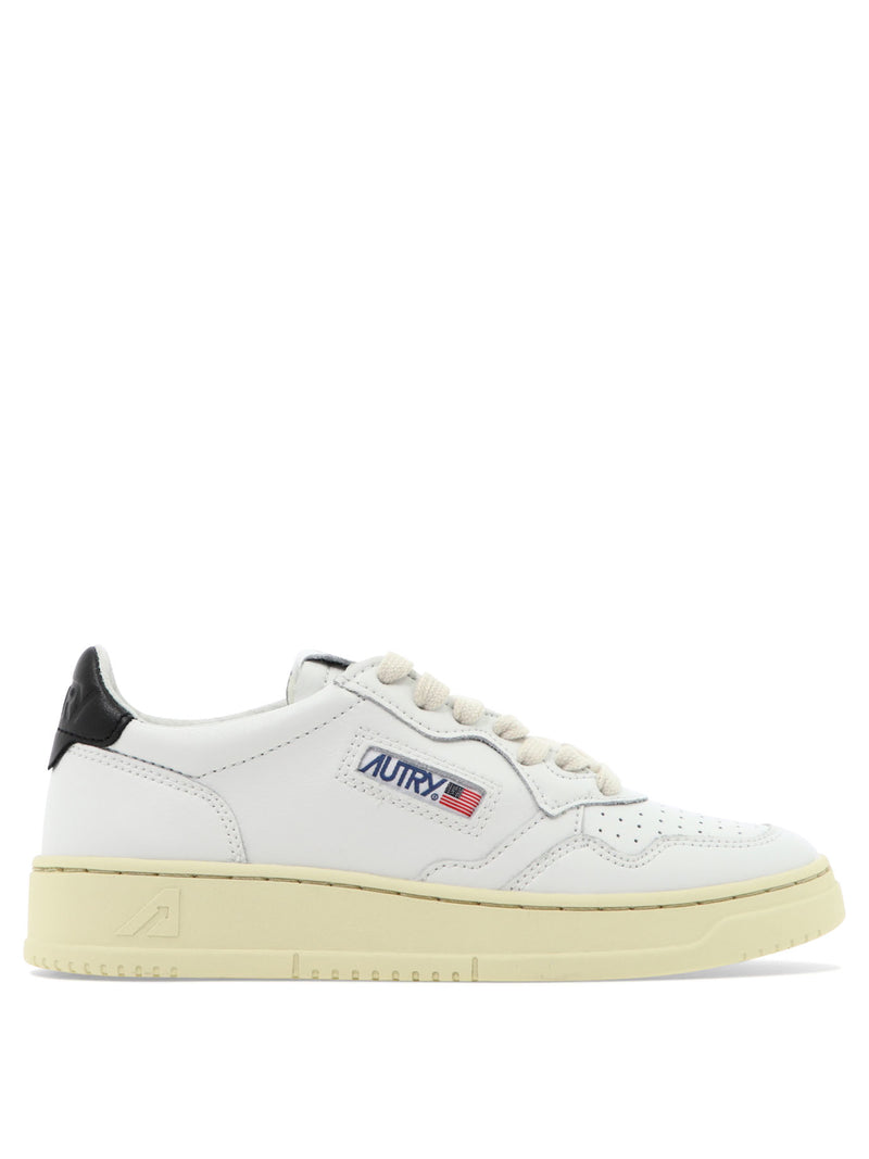 Autry Zapatillas Bajas Autry Medalist Blancas para Mujer - World Class Fashion