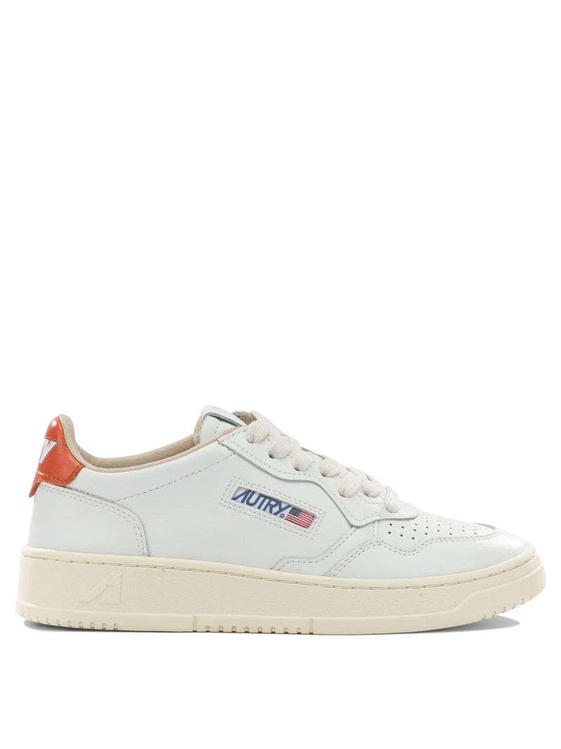 Autry Autry Medalist Low Sneakers Blancas Mujer - World Class Fashion
