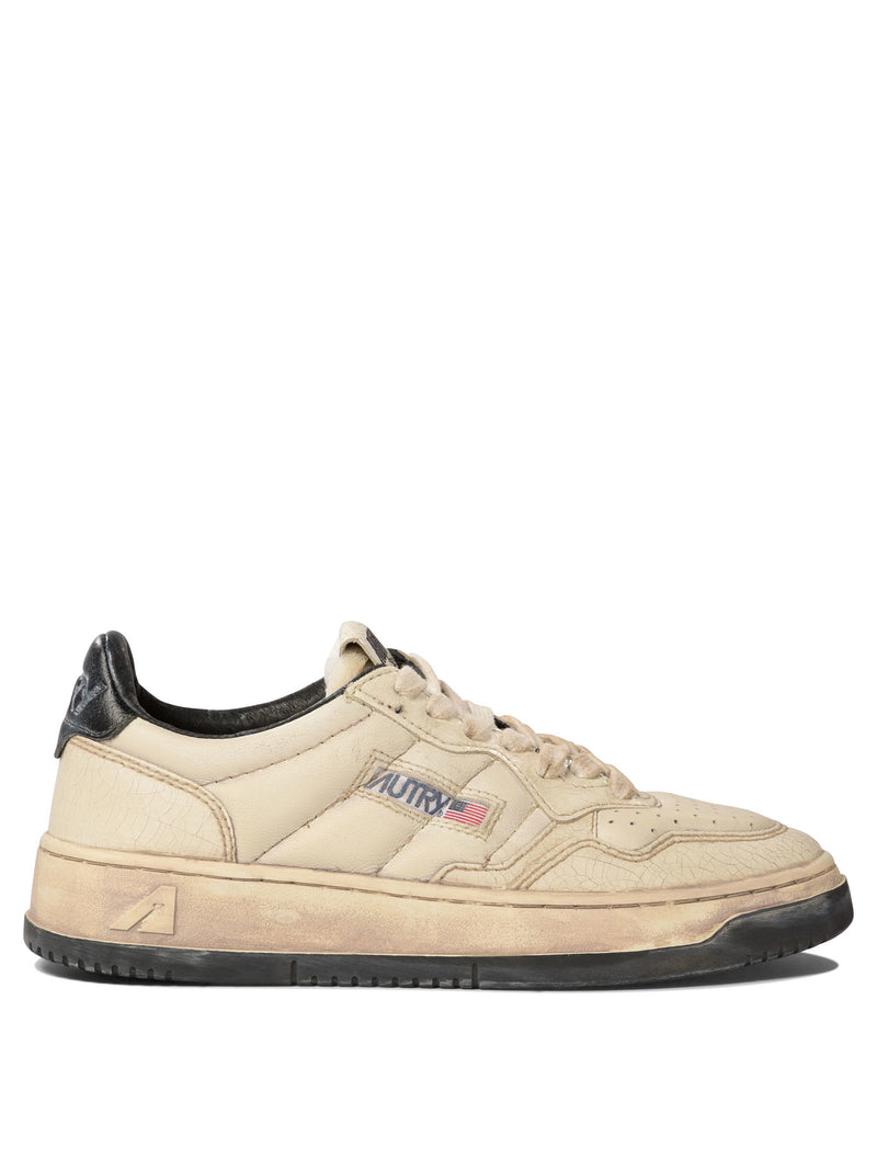 Autry Autry Medalist Low Top Sneakers Beige Women - World Class Fashion