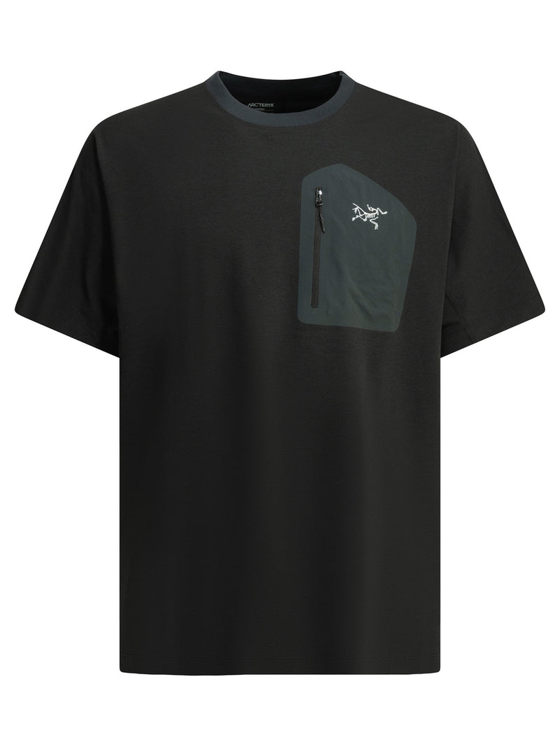 Arc'teryx Camiseta Arc'teryx Konseal Pocket Crewneck Negra - World Class Fashion