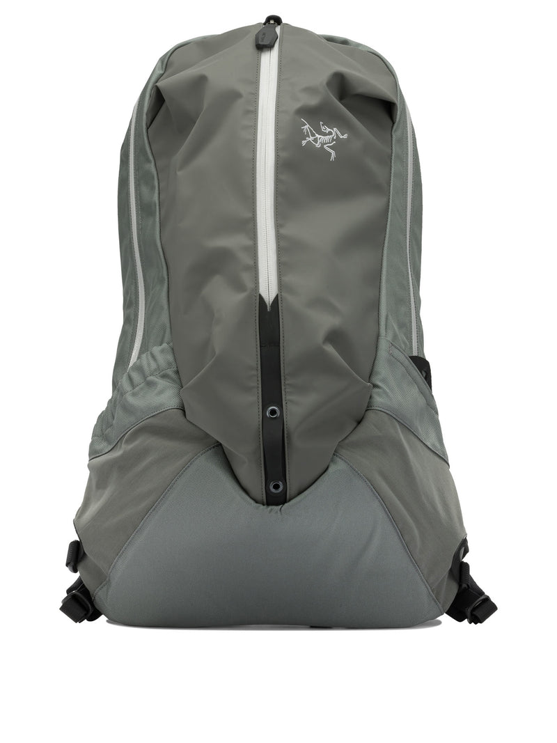 Arc'teryx Arc'teryx Arro 22 Sports Backpack Grey - World Class Fashion